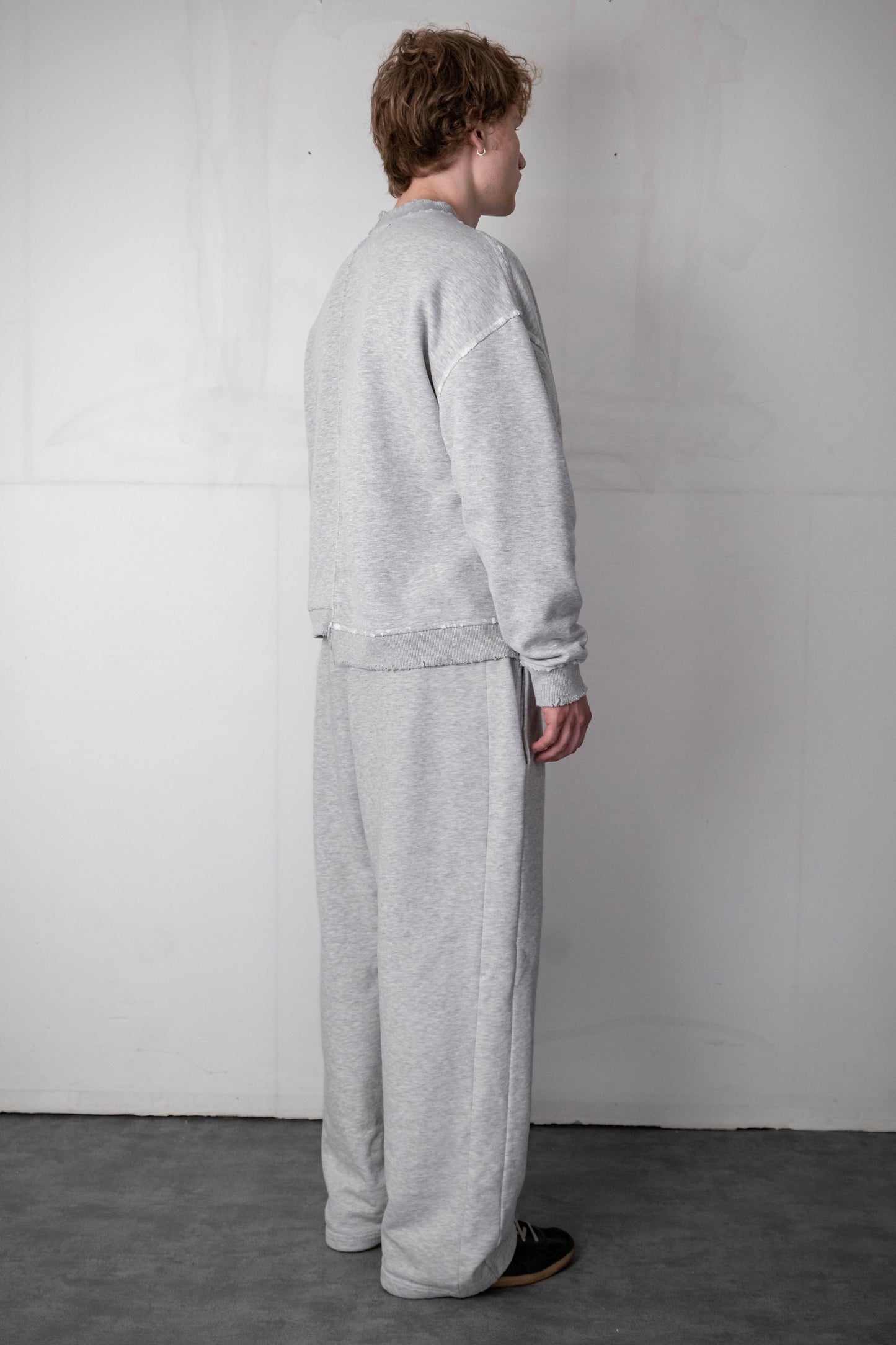 DECONSTRUCTED ARMY SWEATER