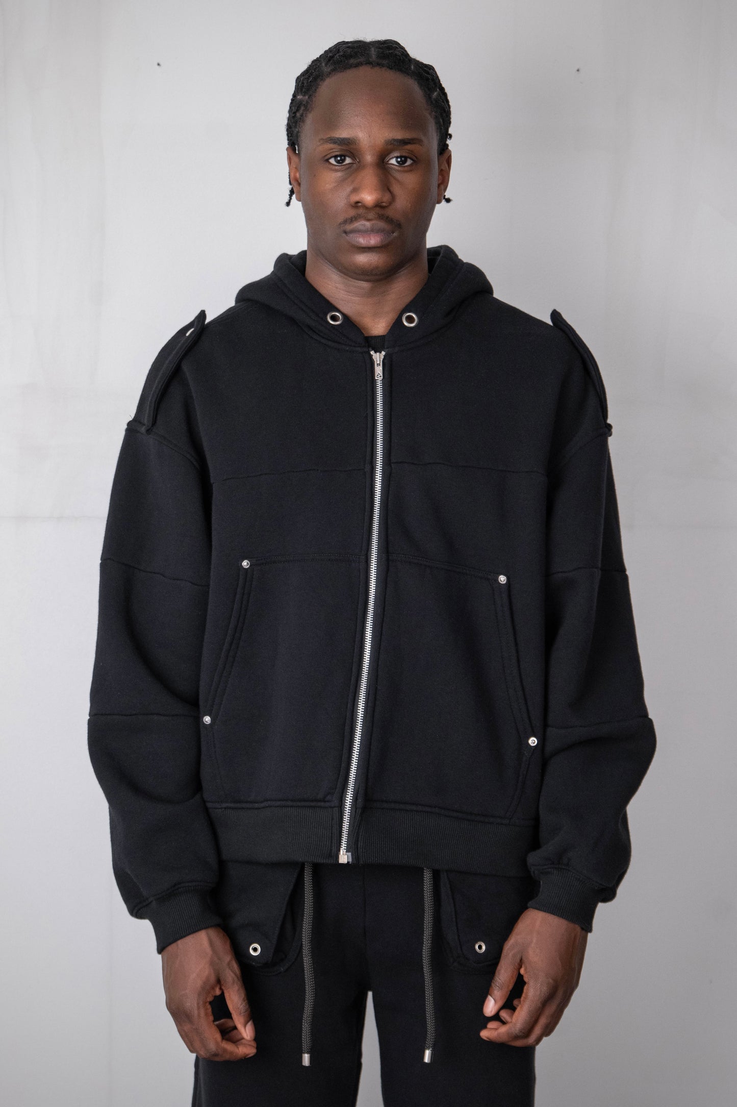 BASIC MILITARY ZIPPER