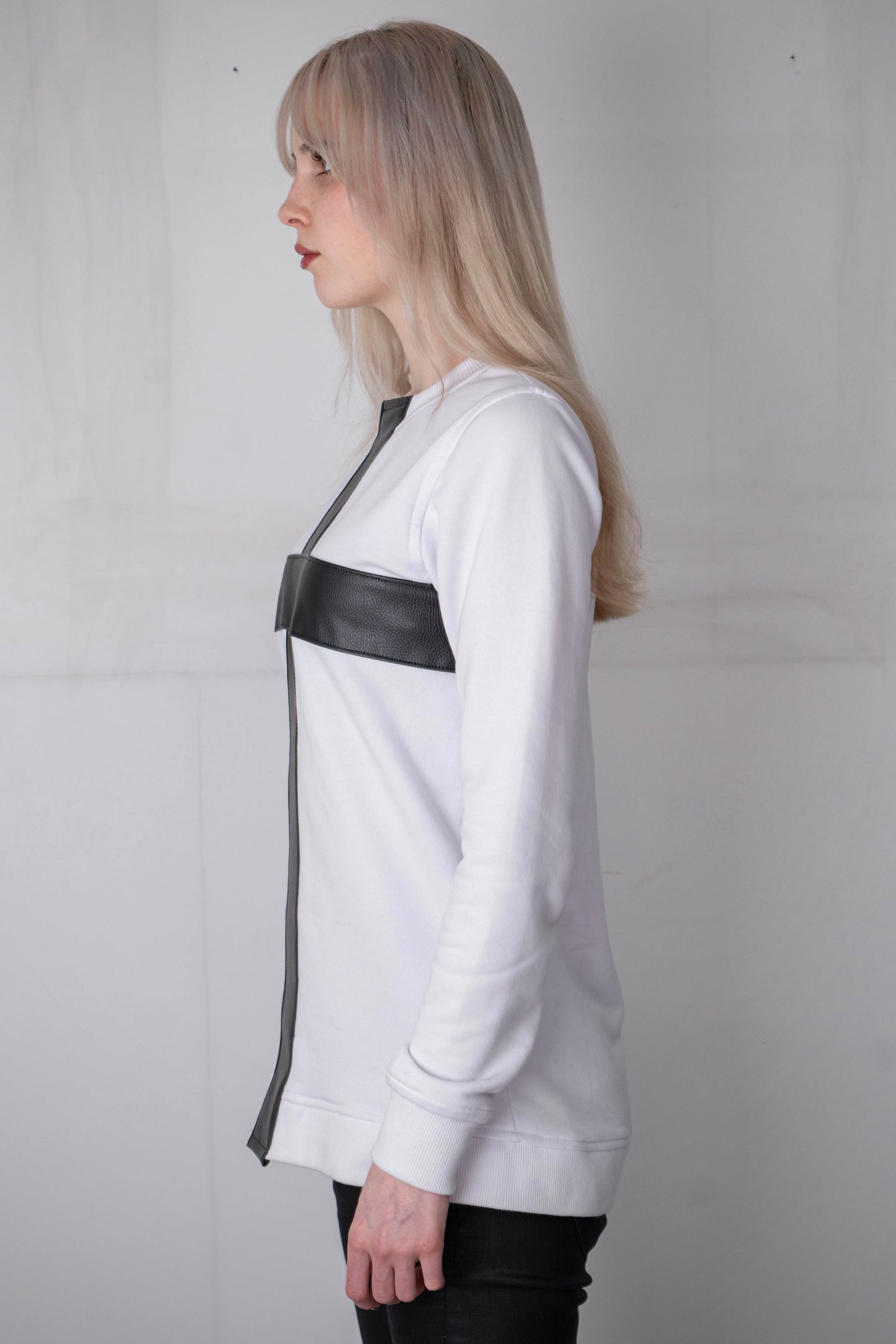 WHITE LEATHER CROSS SWEATER