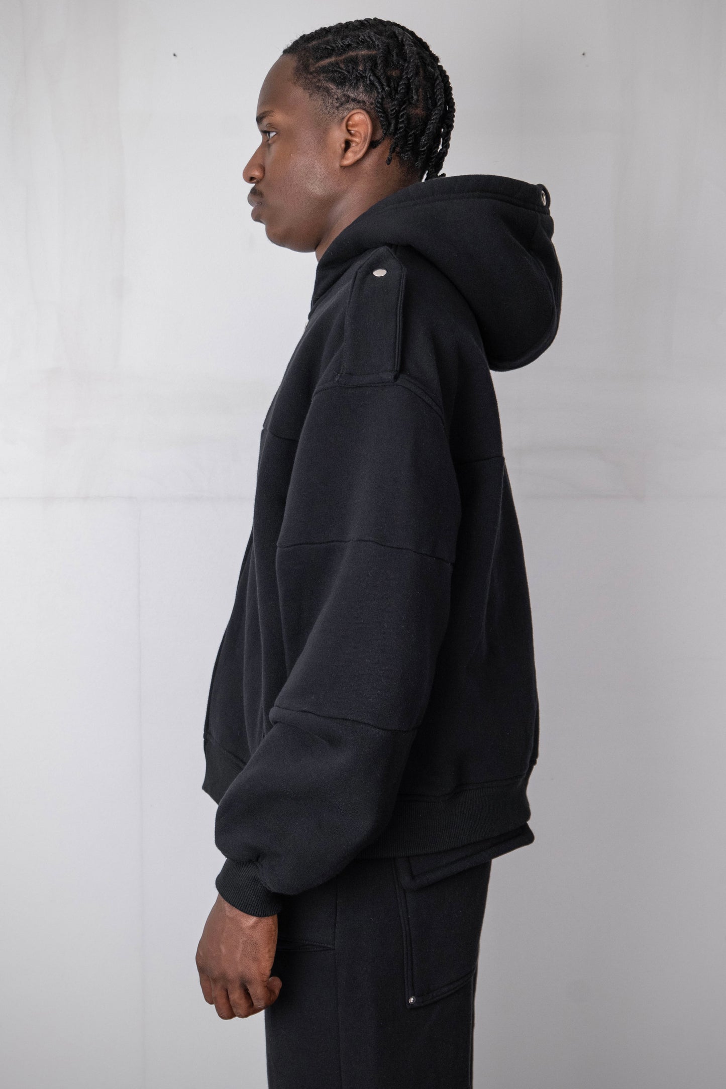 BASIC MILITARY ZIPPER