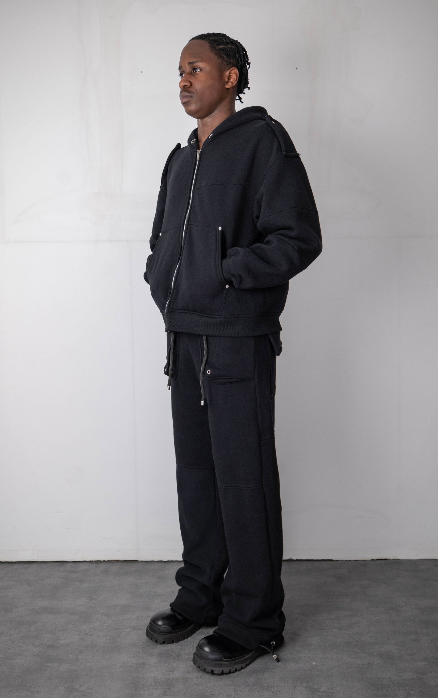 BASIC MILITARY ZIPPER