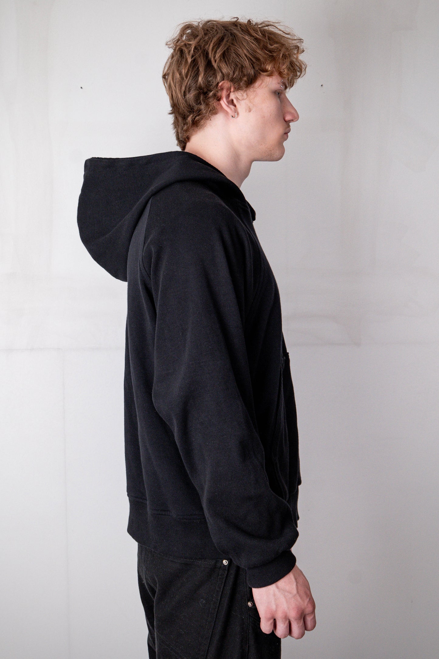 BLACK RAGLAN RIBBING HOODIE