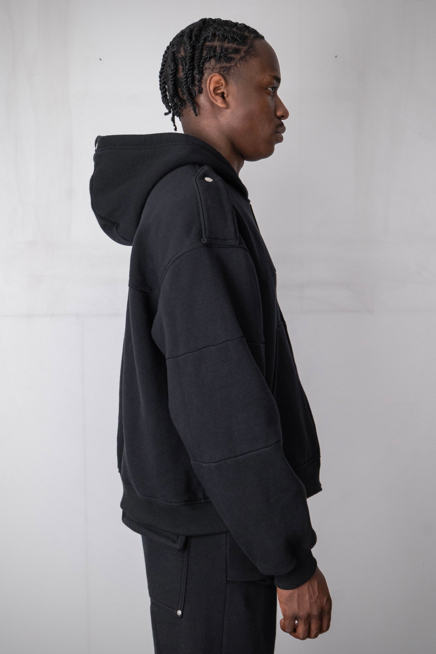 BASIC MILITARY ZIPPER