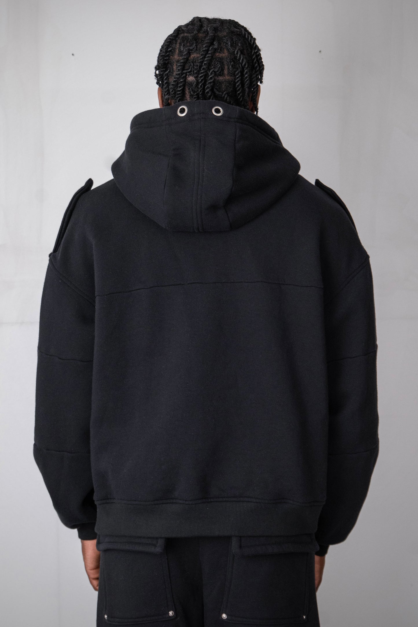BASIC MILITARY ZIPPER
