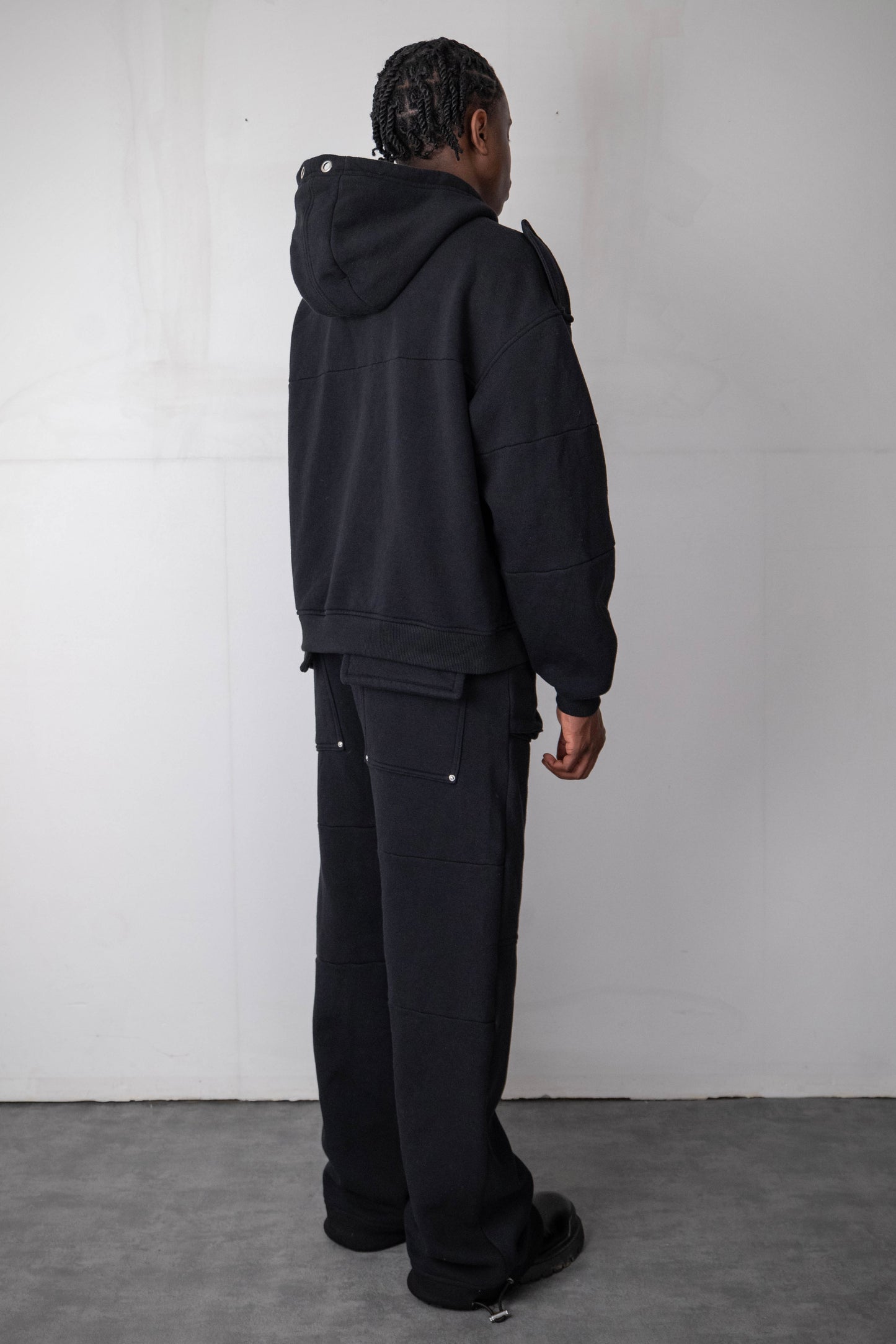 BASIC MILITARY ZIPPER
