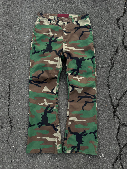 CAMOUFLAGE FLARED JEANS
